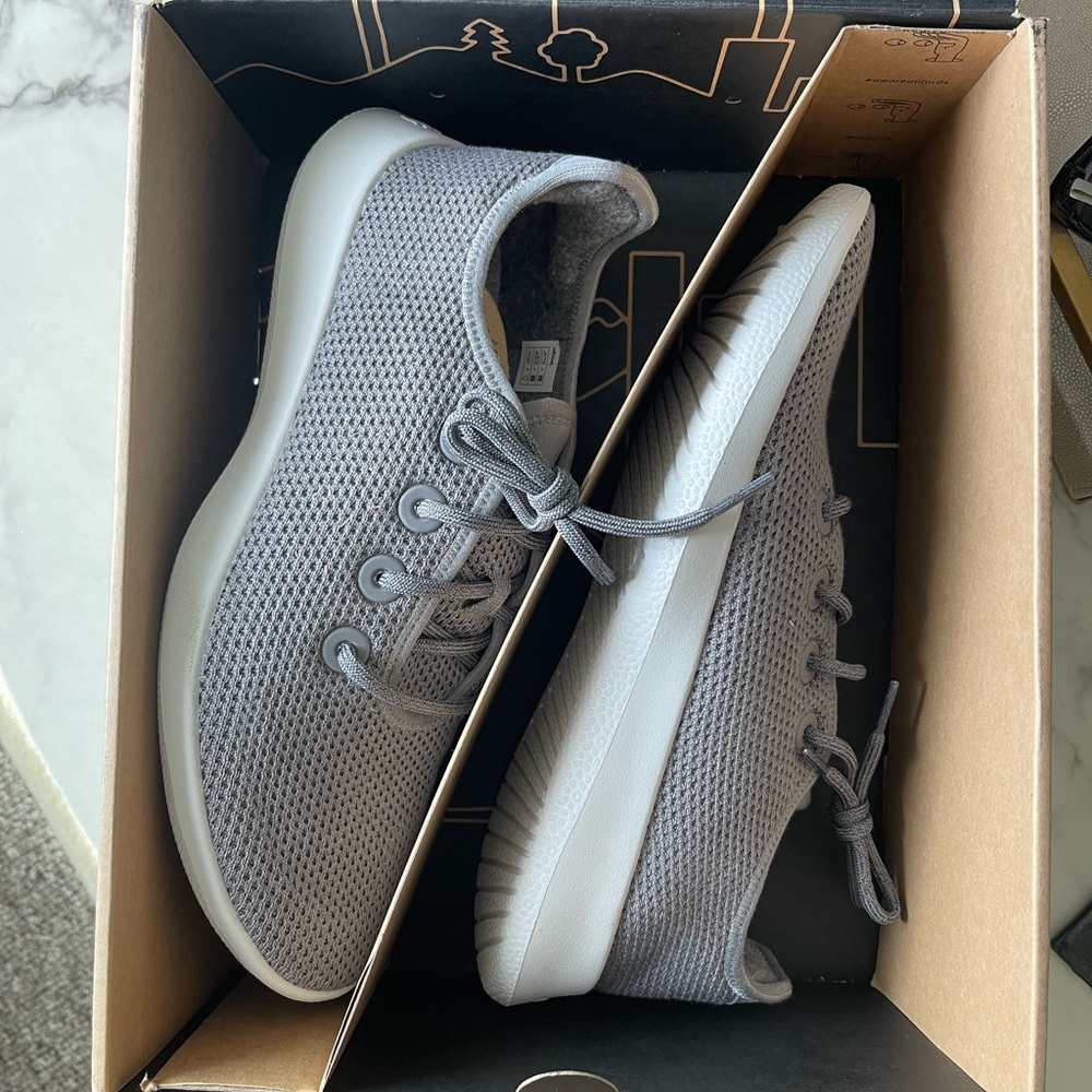 Allbirds runners mens sneakers size 10 new in box never worn